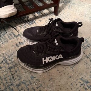 Hoka Bondi